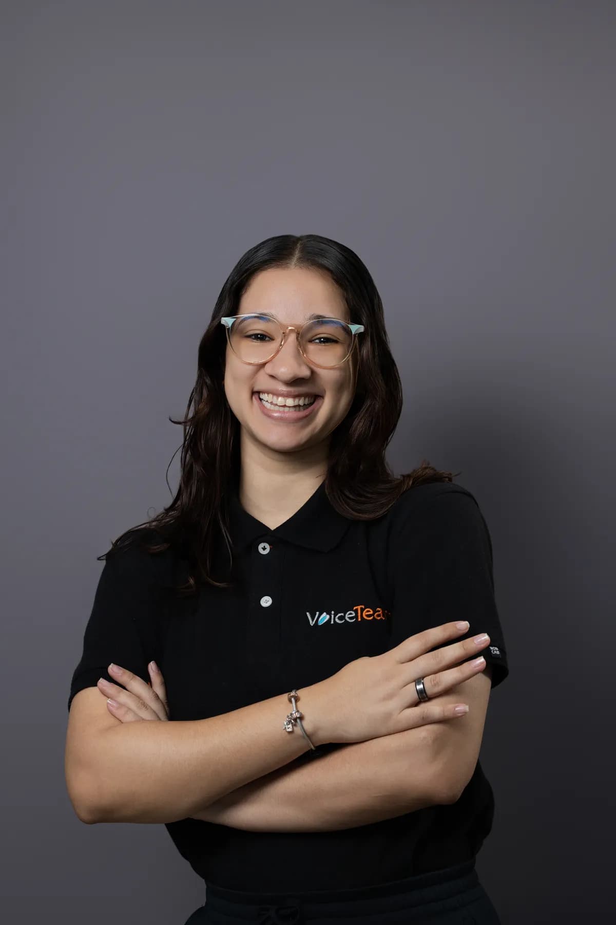 Explore how bilingual support agents transform e-commerce customer service by delivering culturally fluent, scalable help that elevates user experience and boosts loyalty.